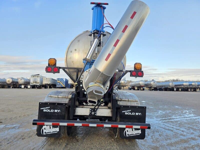 U-4797 1987 Brenner 7000 Gallon Stainless Steel Semi Tanker