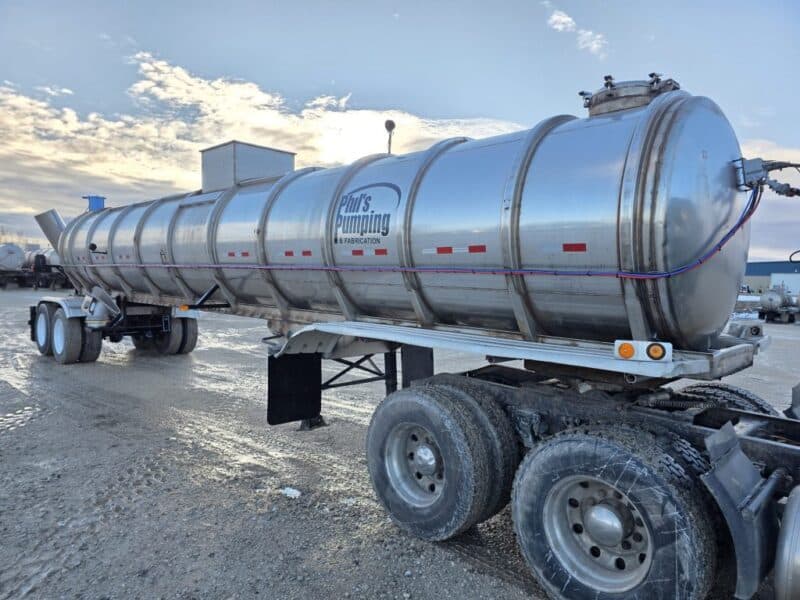 U-4797 1987 Brenner 7000 Gallon Stainless Steel Semi Tanker