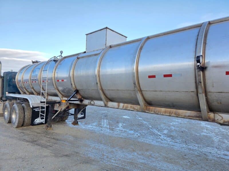 U-4797 1987 Brenner 7000 Gallon Stainless Steel Semi Tanker