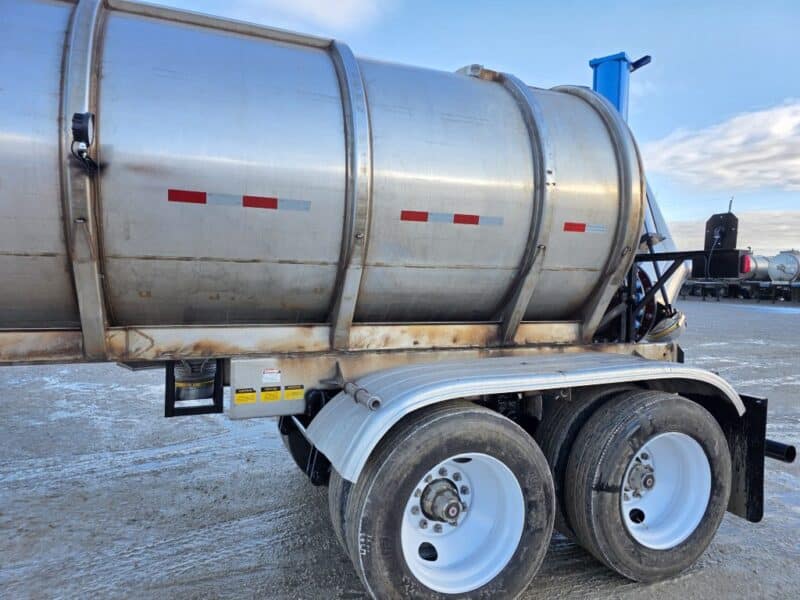 U-4797 1987 Brenner 7000 Gallon Stainless Steel Semi Tanker