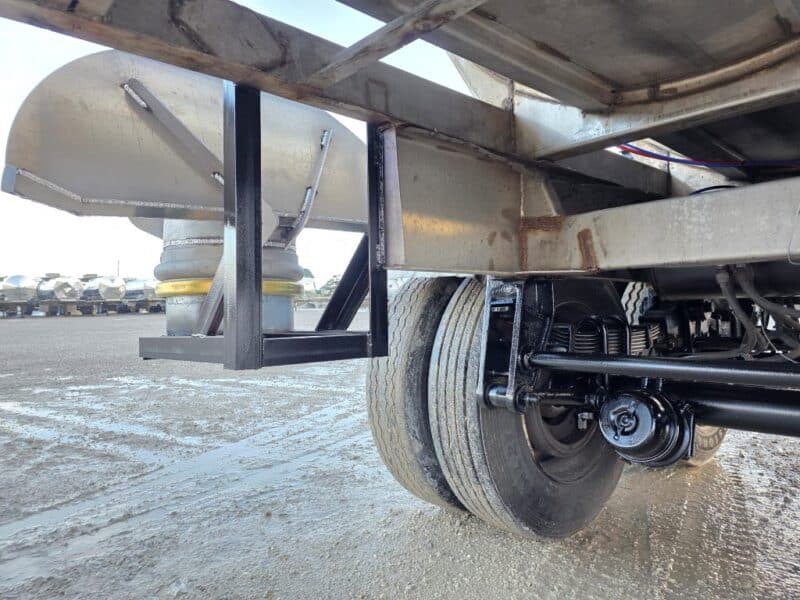 U-4797 1987 Brenner 7000 Gallon Stainless Steel Semi Tanker