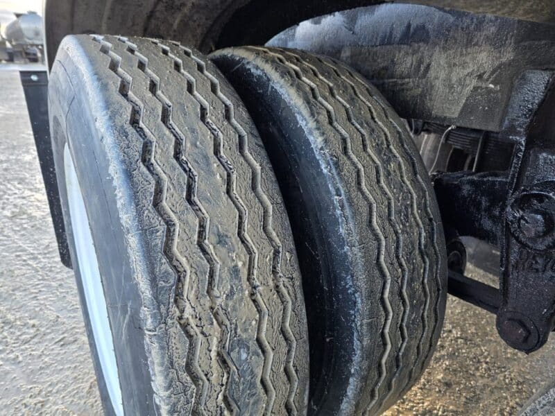 U-4797 1987 Brenner 7000 Gallon Stainless Steel Semi Tanker