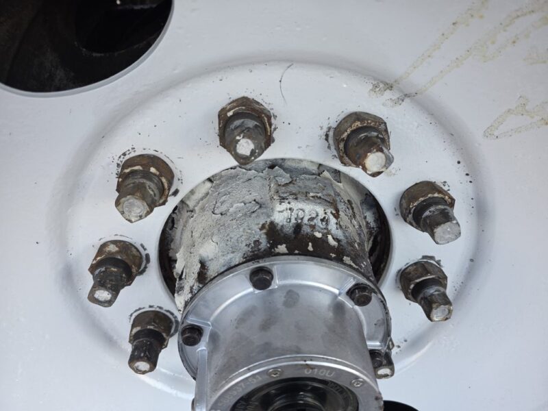 U-4797 1987 Brenner 7000 Gallon Stainless Steel Semi Tanker