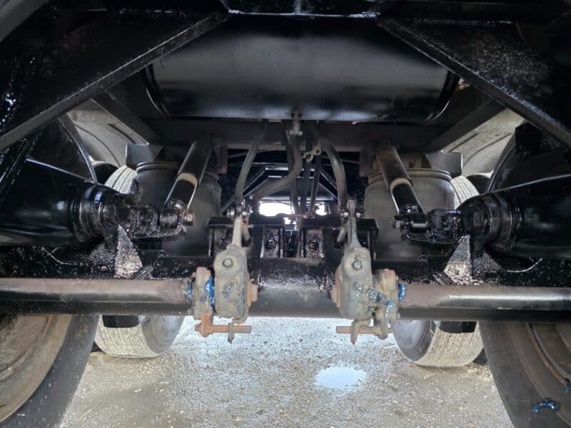 U-4799 1993 Barbel 6700 Gallon Stainless Steel Semi Tanker