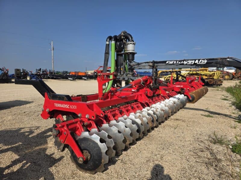 #49 Phil’s Pumping 20′ Pottinger Disc Manure Incorporator w. 6″ Swing pipe