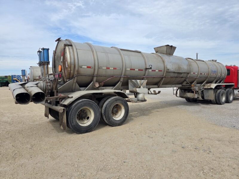 Dual 12″ T-54 1992 Barbel 6500 Gallon Stainless Semi Tanker