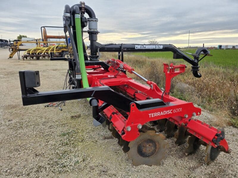 #49 Phil’s Pumping 20′ Pottinger Disc Manure Incorporator w. 6″ Swing pipe
