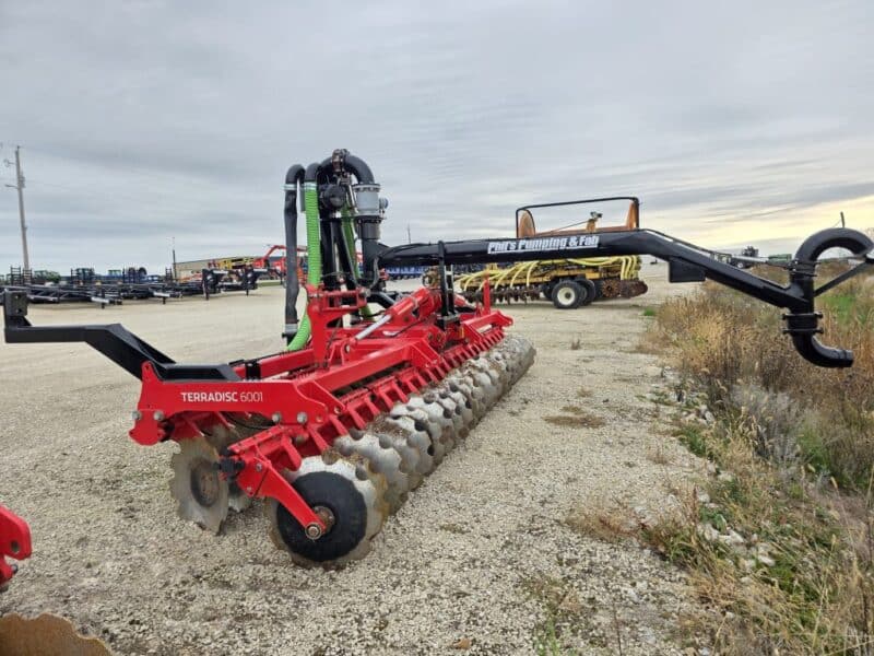 #49 Phil’s Pumping 20′ Pottinger Disc Manure Incorporator w. 6″ Swing pipe
