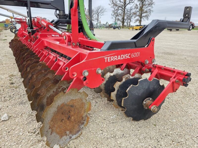 #49 Phil’s Pumping 20′ Pottinger Disc Manure Incorporator w. 6″ Swing pipe