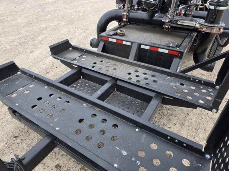 Phil’s 13.6L John Deere Power Unit 6819MPC Sand Cornell w. UTV Ramps