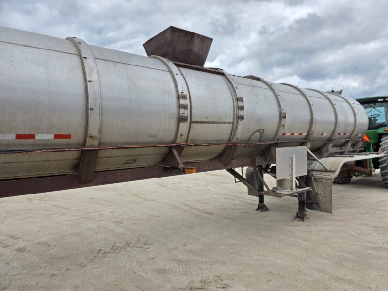 U-4808 1986 Trailmaster 7000 Gallon Stainless Steel Semi Tanker