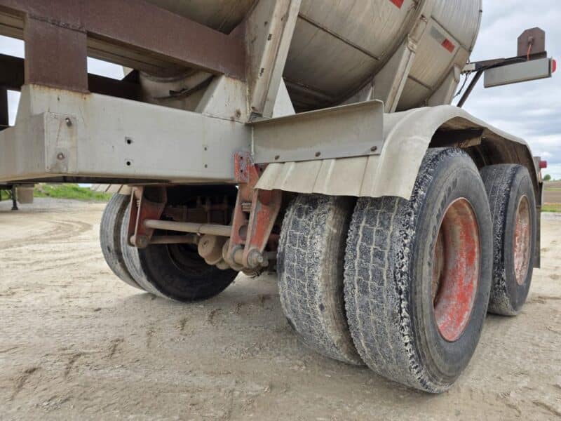 U-4808 1986 Trailmaster 7000 Gallon Stainless Steel Semi Tanker