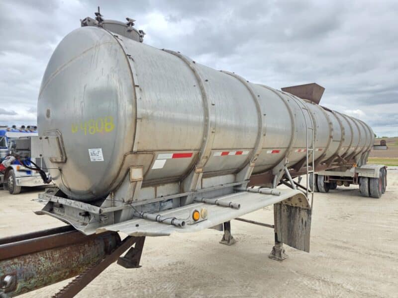 U-4808 1986 Trailmaster 7000 Gallon Stainless Steel Semi Tanker