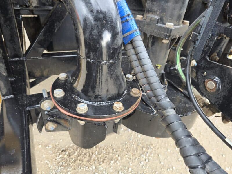 2025 Bazooka FarmStar Wolverine w. 7.1L Cat 300 HP