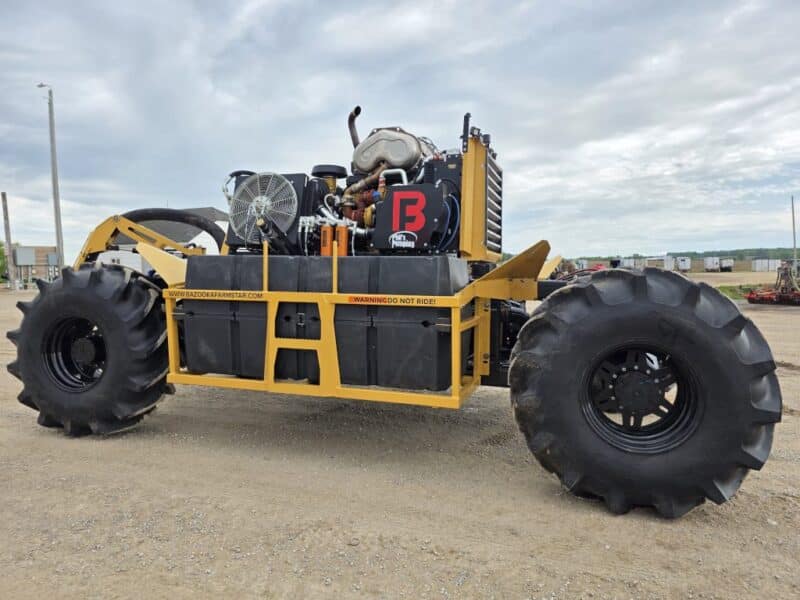 2025 Bazooka FarmStar Wolverine w. 7.1L Cat 300 HP