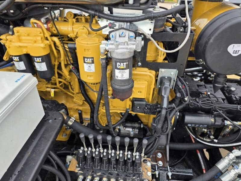 2025 Bazooka FarmStar Wolverine w. 7.1L Cat 300 HP