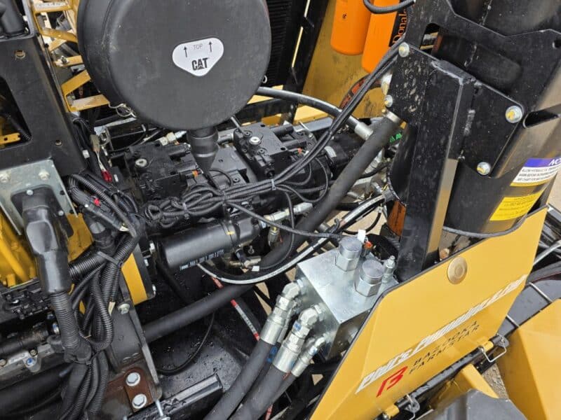 2025 Bazooka FarmStar Wolverine w. 7.1L Cat 300 HP