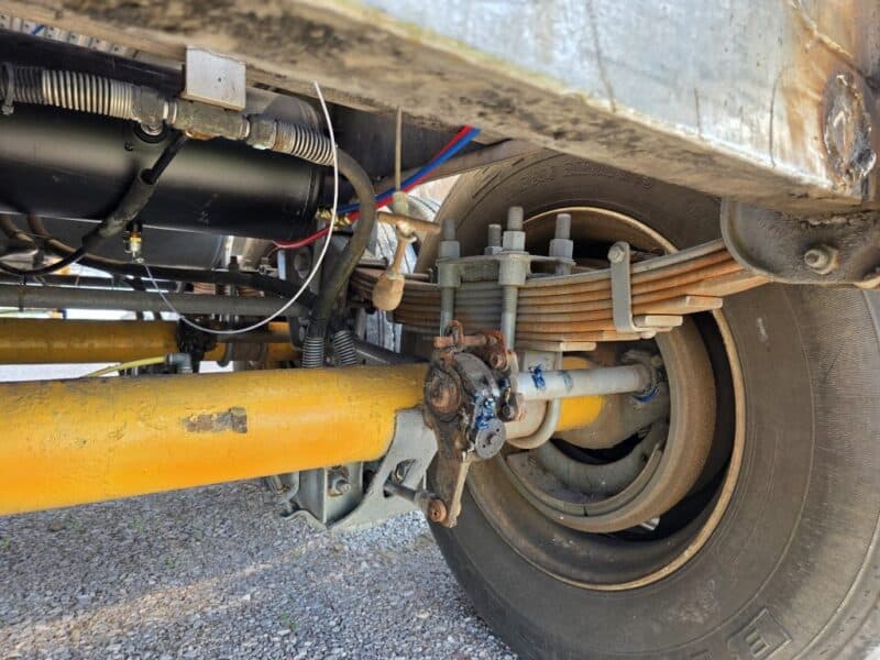 U-4805 1987 TSC 7000 Gallon Stainless Steel Semi Tanker