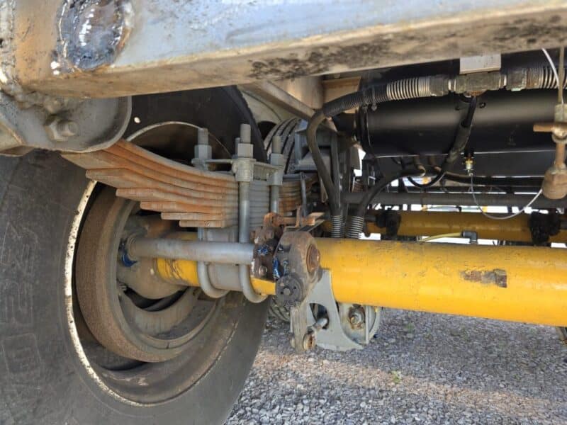 U-4805 1987 TSC 7000 Gallon Stainless Steel Semi Tanker