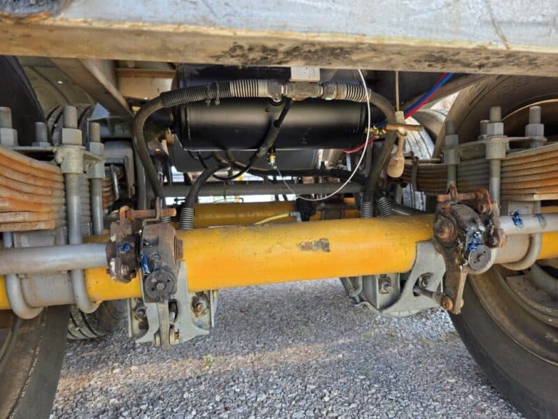 U-4805 1987 TSC 7000 Gallon Stainless Steel Semi Tanker