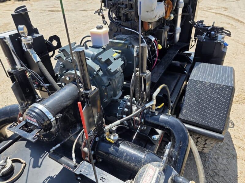 Phil’s 13.6L John Deere Power Unit 6819MPC Sand Cornell w. UTV Ramps
