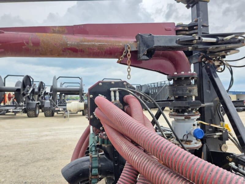 28′ ZML Toolbar w. 14 Red Viper Gen 3 Row Units w. 8″ Stinger