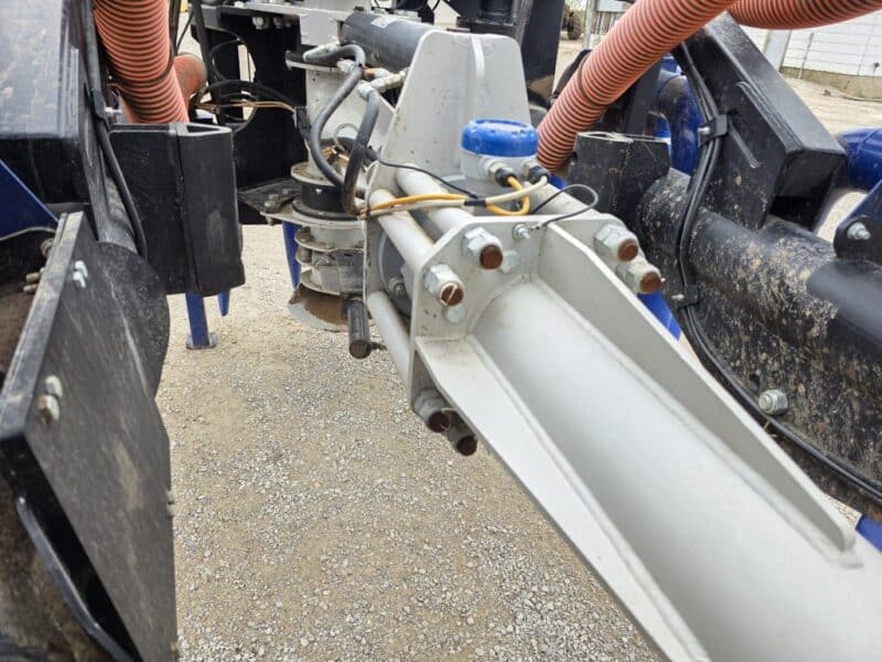 Lightly Used 48′ Dribble Bar w. H.D. 6″ Stinger w. Mini Manifolds to 4″ Hoses
