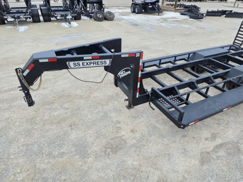SS EXPRESS Gooseneck Manure Boat Trailer For Wolverine and Crawler Agitation Boats