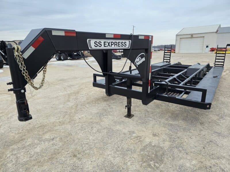 SS EXPRESS Gooseneck Manure Boat Trailer For Wolverine and Crawler Agitation Boats