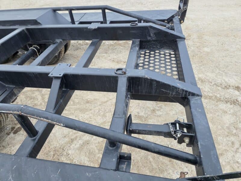 SS EXPRESS Gooseneck Manure Boat Trailer For Wolverine and Crawler Agitation Boats