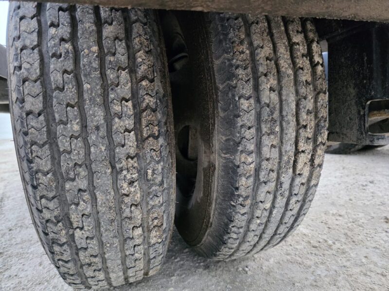 SS EXPRESS Gooseneck Manure Boat Trailer For Wolverine and Crawler Agitation Boats