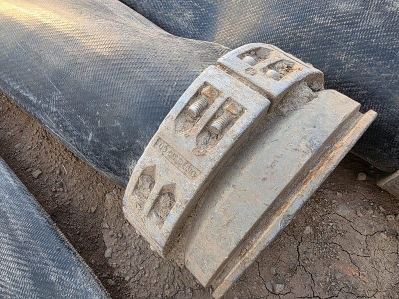 $6.5/ft -> 1.5 miles (12 Sections) of Used 10″ TPU Supply hose w. U.S.Coupling Coupler sets.