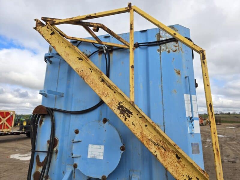 22,000 Gallon Frac Tank with 8″ Inlet