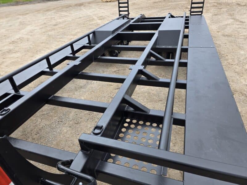 SS EXPRESS Gooseneck Manure Boat Trailer For Wolverine and Crawler Agitation Boats