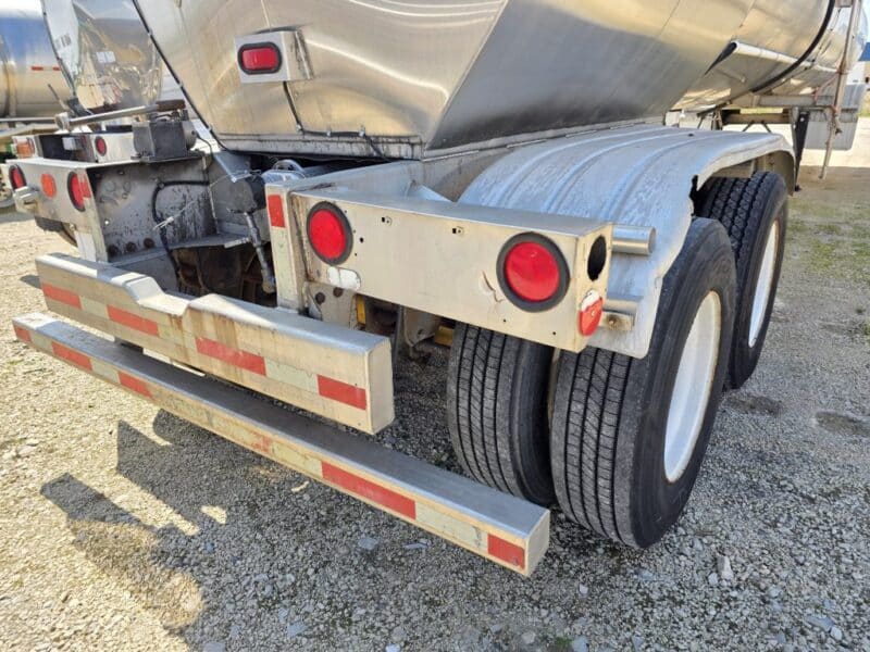 U-4814 1998 TrailMaster 7000 Gallon Stainless Steel Semi Tanker
