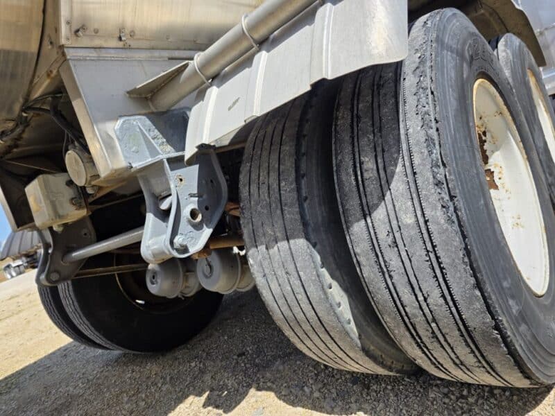 U-4814 1998 TrailMaster 7000 Gallon Stainless Steel Semi Tanker