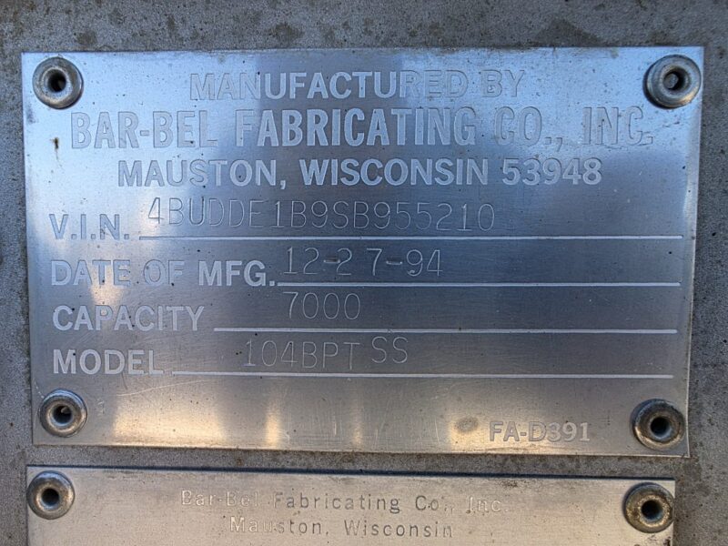 U-4815 1995 Bar-Bel 7000 Gallon Stainless Steel Semi Tanker