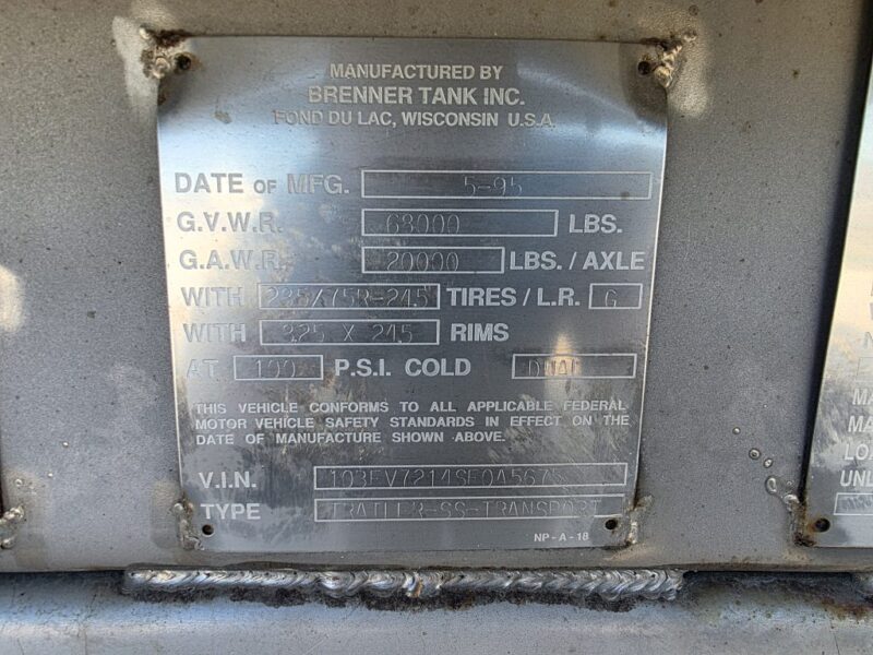U-4810 1995 Brenner 7000 Gallon Stainless Steel Semi Tanker