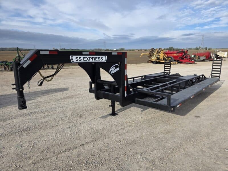 SS EXPRESS Gooseneck Manure Boat Trailer For Wolverine and Crawler Agitation Boats