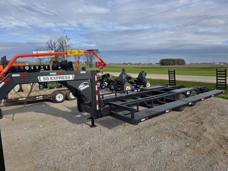 SS EXPRESS Gooseneck Manure Boat Trailer For Wolverine and Crawler Agitation Boats
