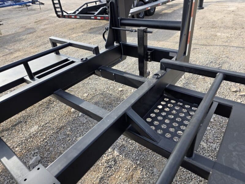 SS EXPRESS Gooseneck Manure Boat Trailer For Wolverine and Crawler Agitation Boats