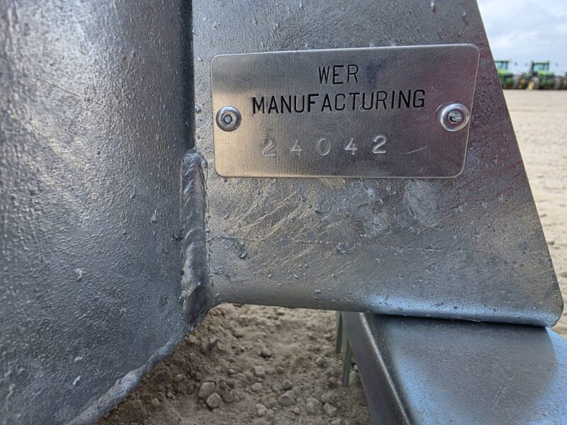 24042 WER 4500 Inline Manure Chopper Unit