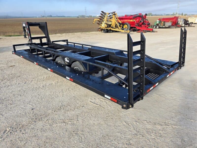 SS EXPRESS Gooseneck Manure Boat Trailer For Wolverine and Crawler Agitation Boats