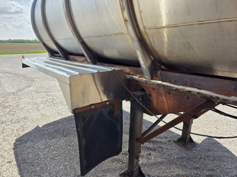 T-36 1981 Brenner 6700 Gallon Stainless Steel Semi Tanker