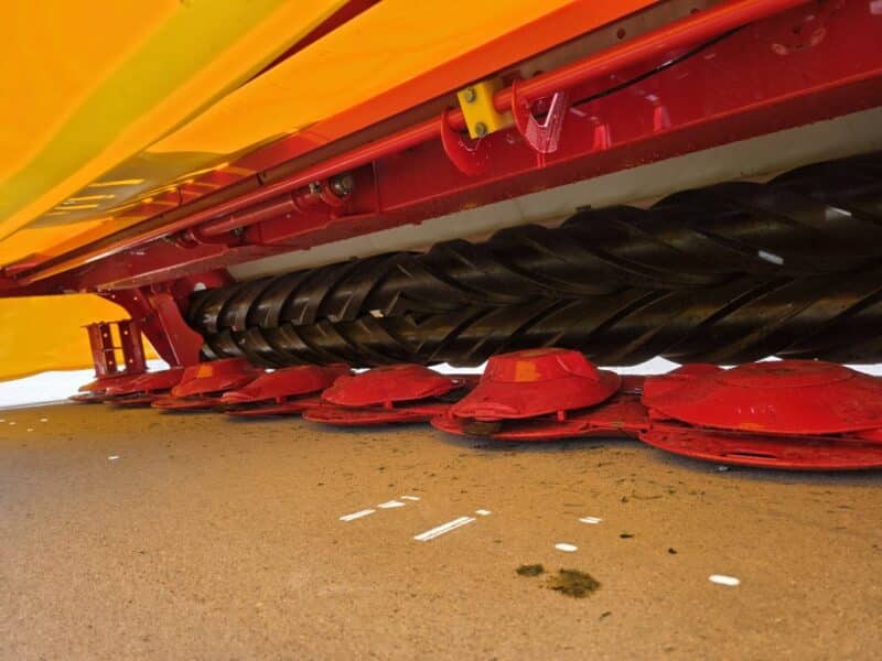 Pottinger Front Mower Novacat 351 Alpha Motion w. Rubber Roller Conditioners