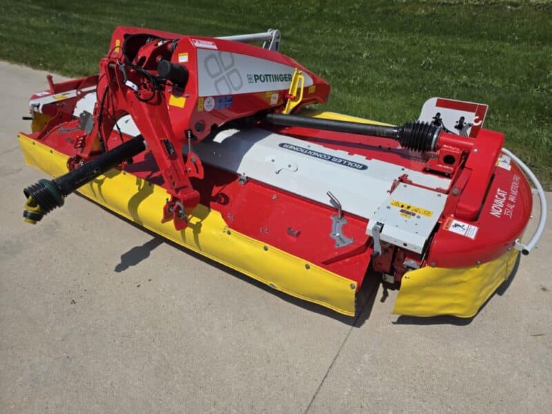 Pottinger Front Mower Novacat 351 Alpha Motion w. Rubber Roller Conditioners