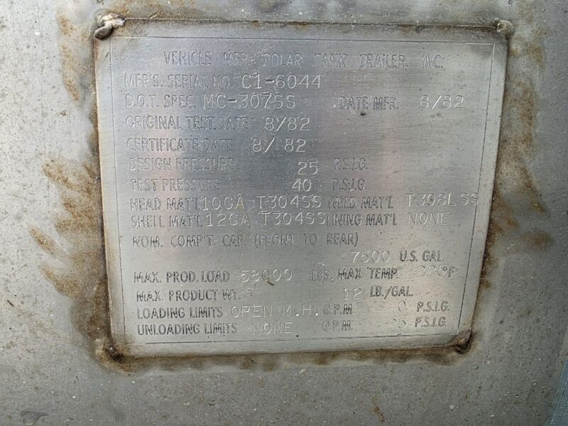 U-4816 1982 Heil 7500 Gallon Stainless Steel Semi Tanker