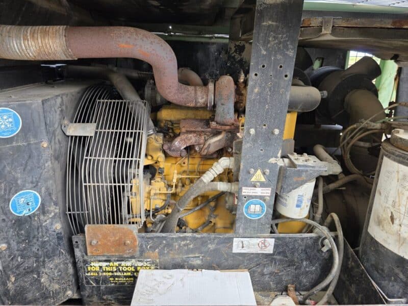 AC-90 375 CFM 2012 Sullair 4.5L John Deere Engine Air Compressor