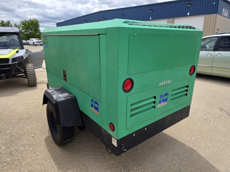 AC-87 425 CFM 2016 Doosan 4.5L Cummins Engine Air Compressor