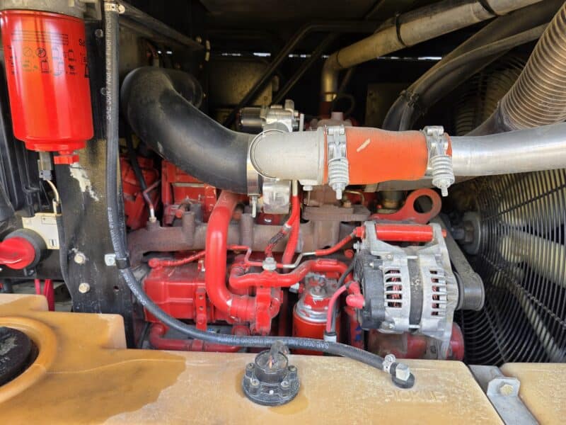 AC-87 425 CFM 2016 Doosan 4.5L Cummins Engine Air Compressor